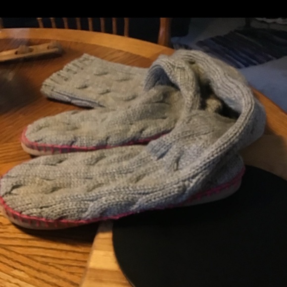 VS PINK MUKLUKS CABLE KNEE SOCK 2008 COLLECTION SZ LG GREY PINK - Picture 9 of 12